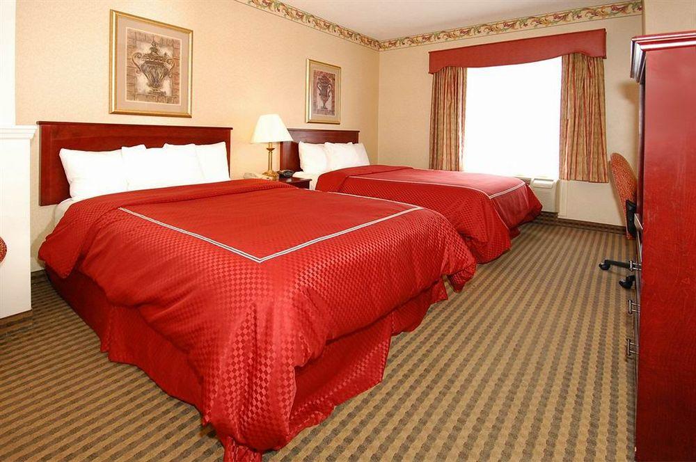 Quality Suites Nyc Gateway North Bergen Exterior foto