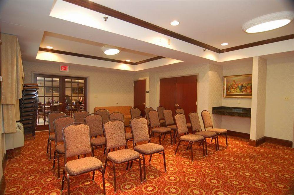 Quality Suites Nyc Gateway North Bergen Exterior foto