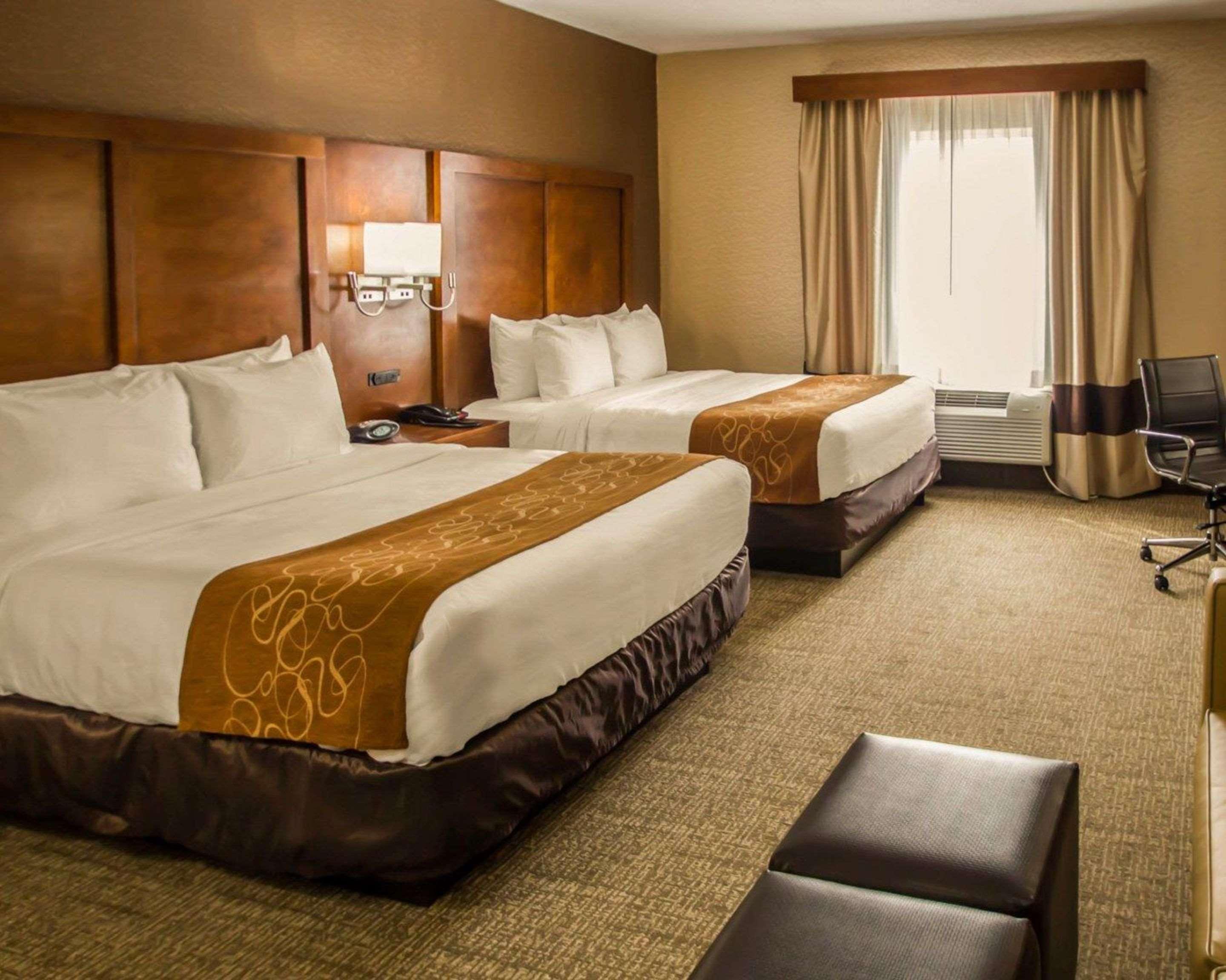 Quality Suites Nyc Gateway North Bergen Exterior foto