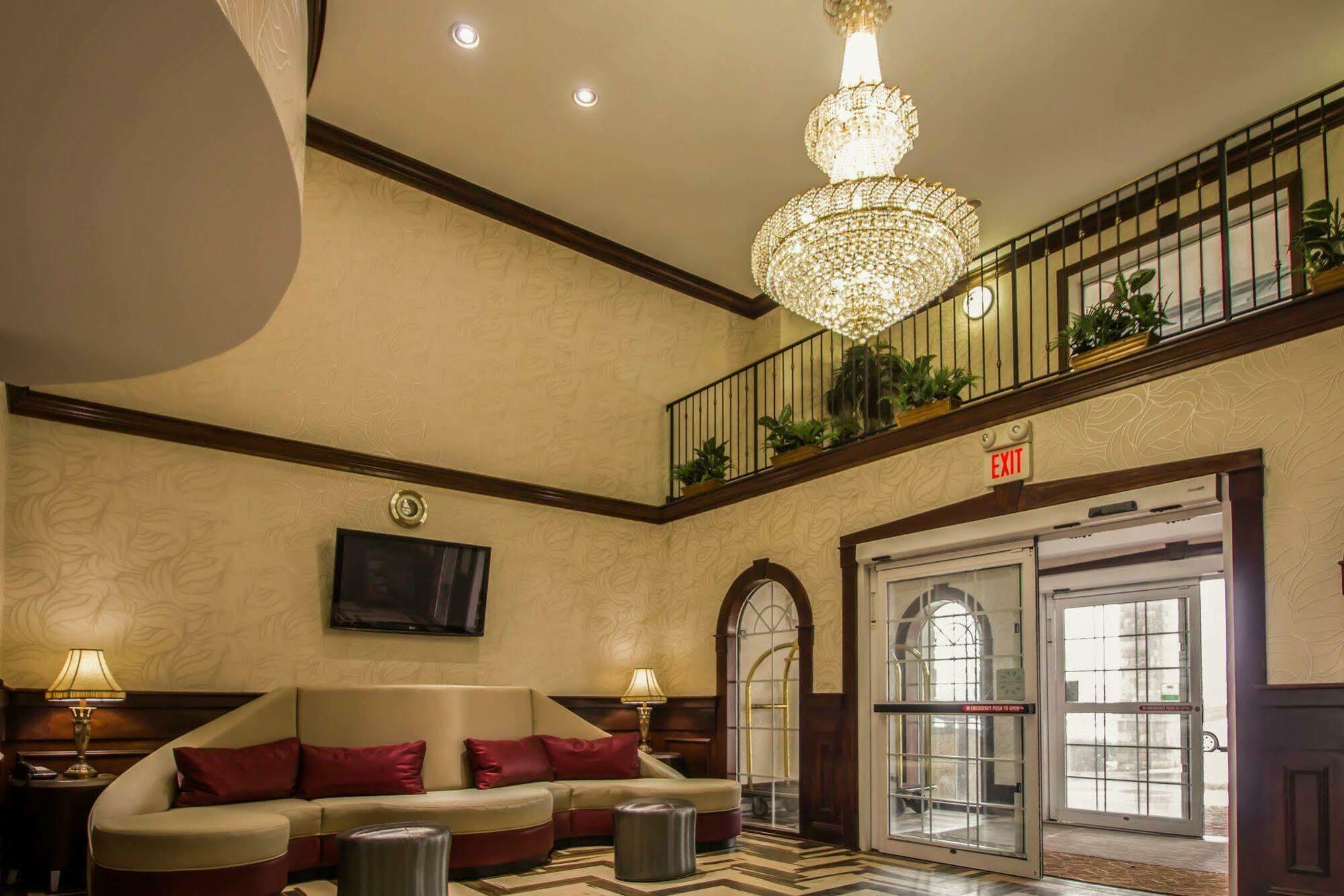 Quality Suites Nyc Gateway North Bergen Exterior foto